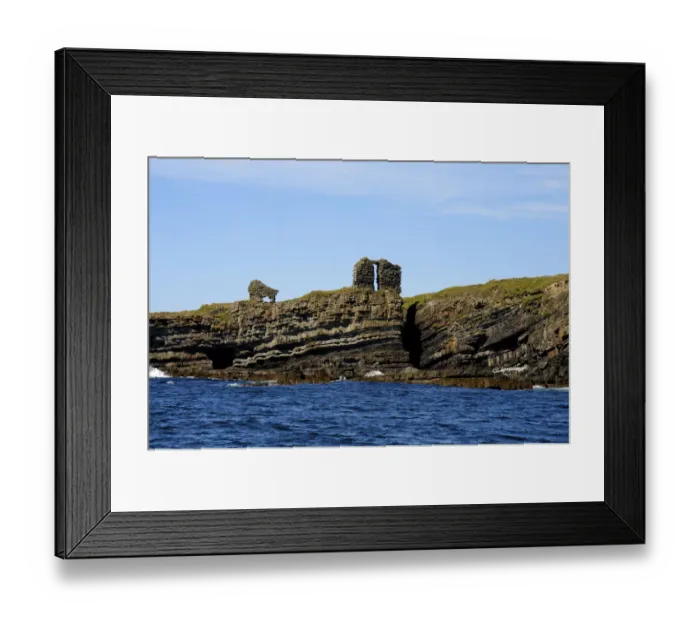 Framed Print : Ruins of a Chieftain castle on the Irish coast Framed Print : Ruins of a Chieftain castle on the Irish coast