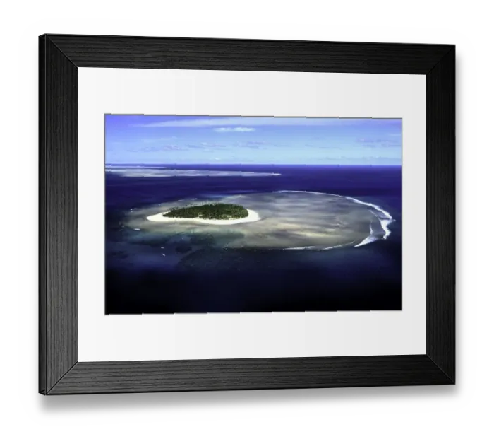 Framed Print : Fiji, Mamanuca group, Tavarua Island. Tavarua island is close to the main Fijian island Framed Print : Fiji, Mamanuca group, Tavarua Island. Tavarua island is close to the main Fijian island