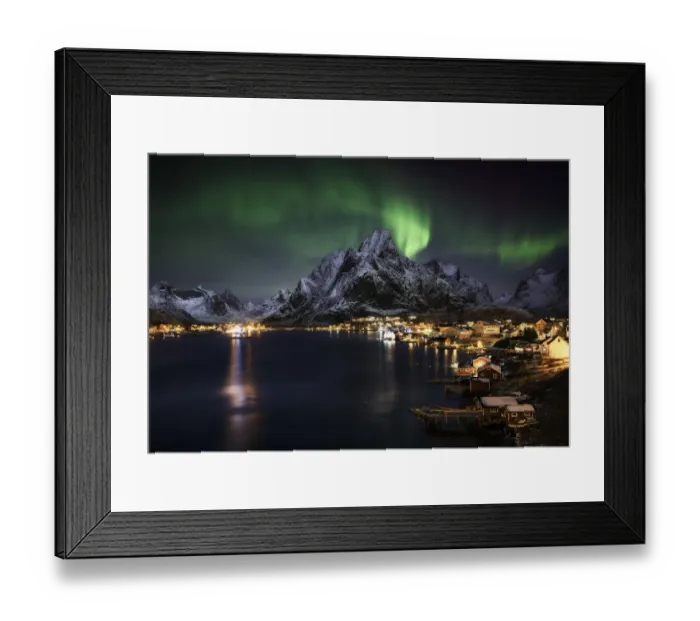 Framed Print : Northern lights over Reine Framed Print : Northern lights over Reine