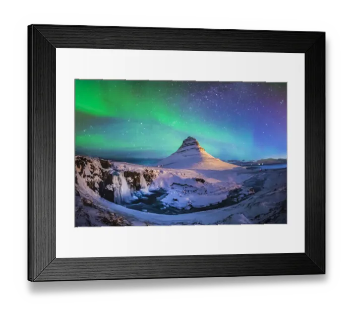 Framed Print : Northern lights at Mount Kirkjufell, Iceland Framed Print : Northern lights at Mount Kirkjufell, Iceland