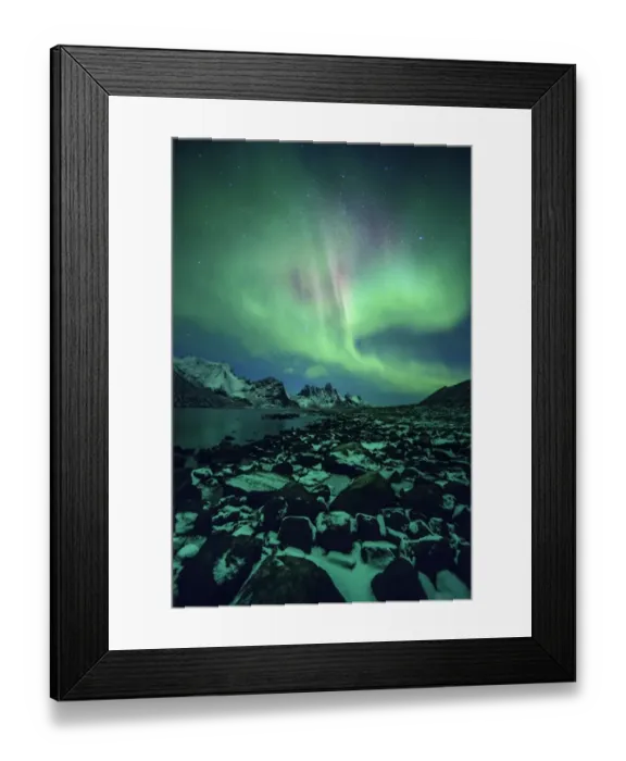 Framed Print : Aurora borealis over Tombstone mountain Framed Print : Aurora borealis over Tombstone mountain