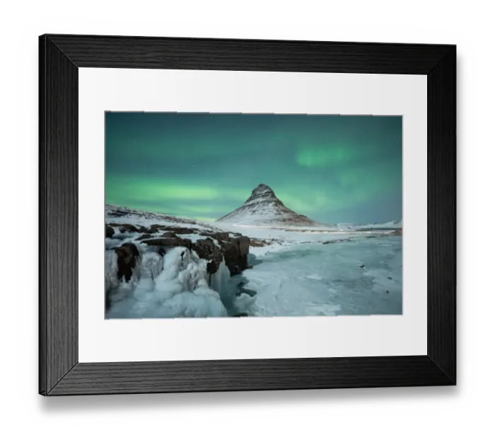 Framed Print : Kirkjufell winter Iceland under Aurora Framed Print : Kirkjufell winter Iceland under Aurora