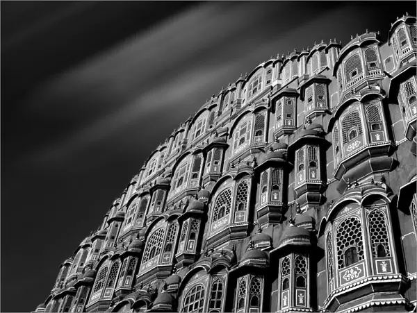 Black and white image of Hawa Mahal, Palace of Winds