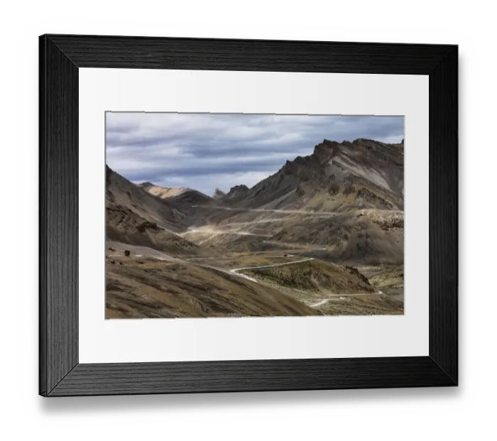 Framed Print : Leh-Manali Highway, a mountain pass road zigzag curve from jispa himachal pradesh to leh ladakh, india Framed Print : Leh-Manali Highway, a mountain pass road zigzag curve from jispa himachal pradesh to leh ladakh, india
