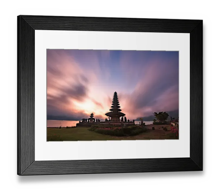 Framed Print : Pura Ulun Danu Bratan, Hindu temple on Bratan lake, Bali, Indonesia Framed Print : Pura Ulun Danu Bratan, Hindu temple on Bratan lake, Bali, Indonesia