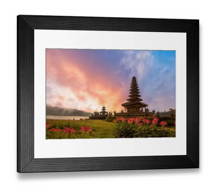 Framed Print : Pura Ulun Danu Bratan, Hindu temple on Bratan lake, Bali, Indonesia Framed Print : Pura Ulun Danu Bratan, Hindu temple on Bratan lake, Bali, Indonesia