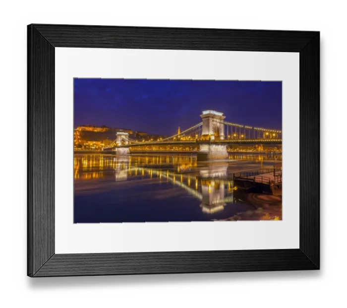 Framed Print : The Chain Bridge of Budapest, Hungary Framed Print : The Chain Bridge of Budapest, Hungary