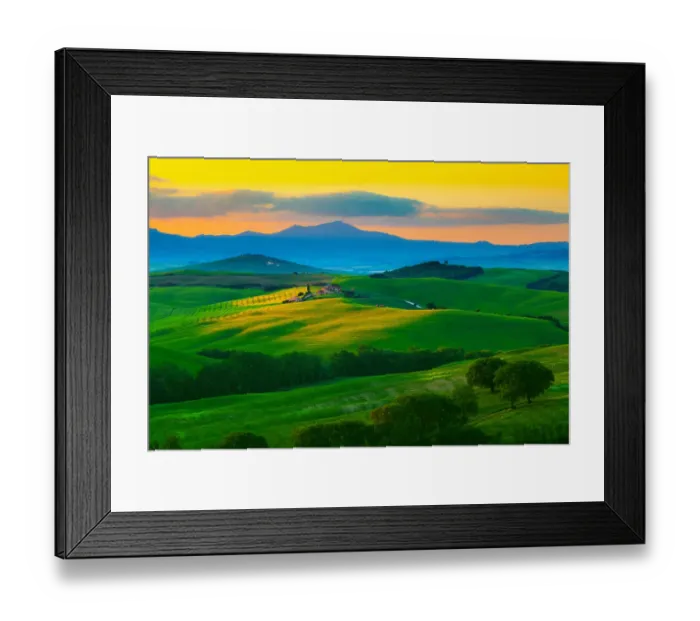 Framed Print : The hills of Tuscany at dawn