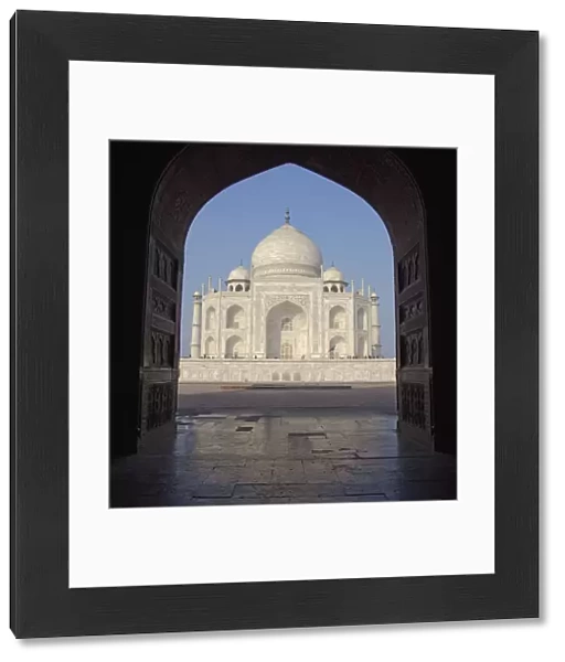 agra, ancient civilizations, arch, architecture, archway, background people, color image