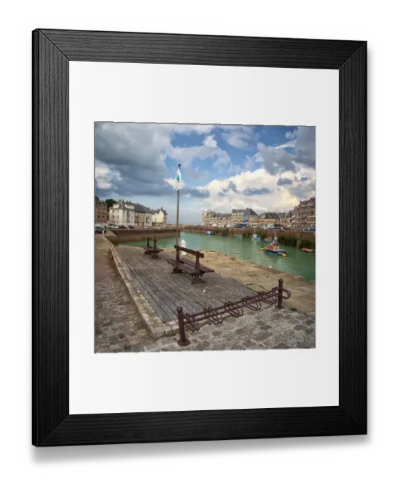 Framed Print : Saint Valery en Caux Framed Print : Saint Valery en Caux