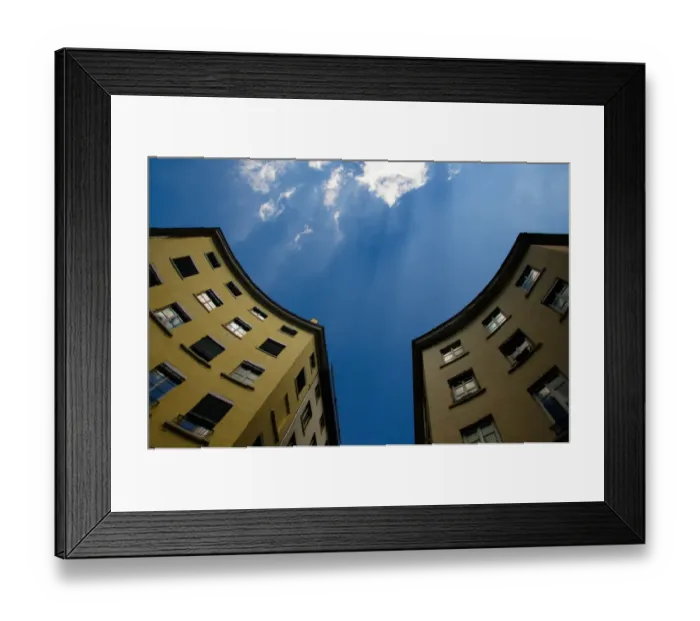 Framed Print : Curvature. Lyon, France Framed Print : Curvature. Lyon, France