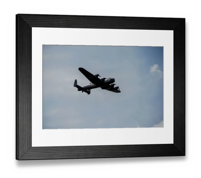 Framed Print : World War II Bomber, Battle of Britain Framed Print : World War II Bomber, Battle of Britain