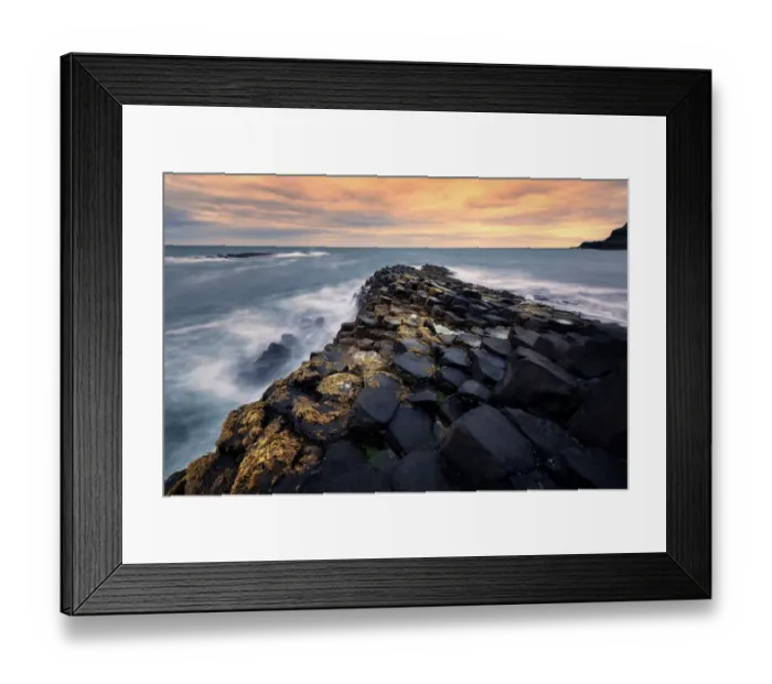 Framed Print : The Giants Causeway, Bushmills, County Antrim, Northern Ireland Framed Print : The Giants Causeway, Bushmills, County Antrim, Northern Ireland