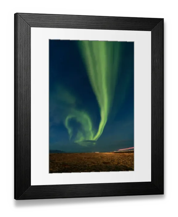 Framed Print : Dancing Aurora