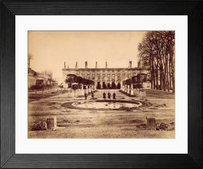 Framed Print : St Cloud. 2nd February 1871: The Castle of St Cloud in France Framed Print : St Cloud. 2nd February 1871: The Castle of St Cloud in France