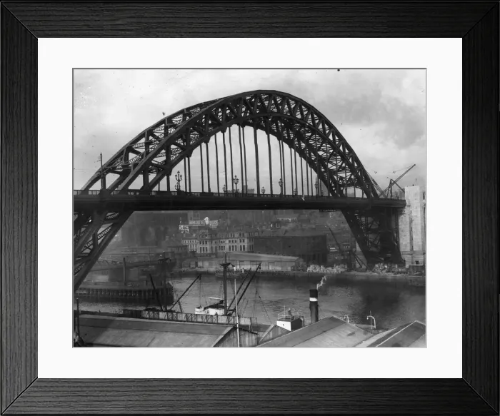 Framed Print : Newcastle Bridge Framed Print : Newcastle Bridge