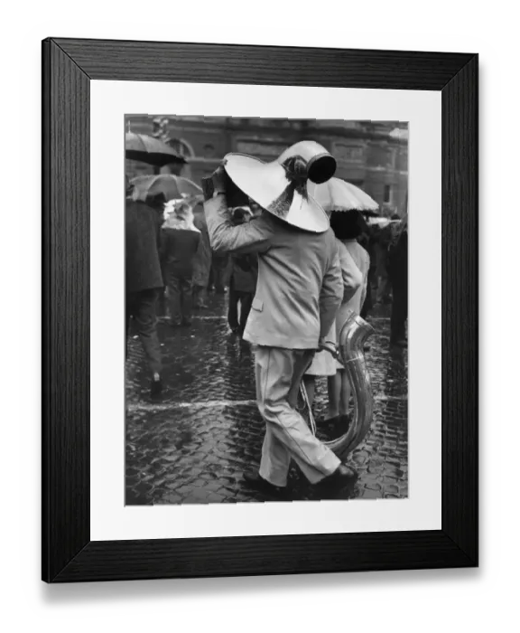 Framed Print : Semi-Breve Framed Print : Semi-Breve
