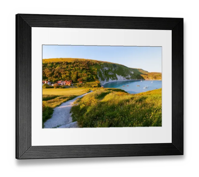 Framed Print : Lulworth Cove, West Lulworth, Dorset, England Framed Print : Lulworth Cove, West Lulworth, Dorset, England