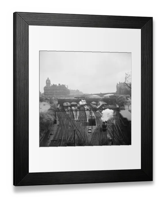 Framed Print : Waverley Station Framed Print : Waverley Station