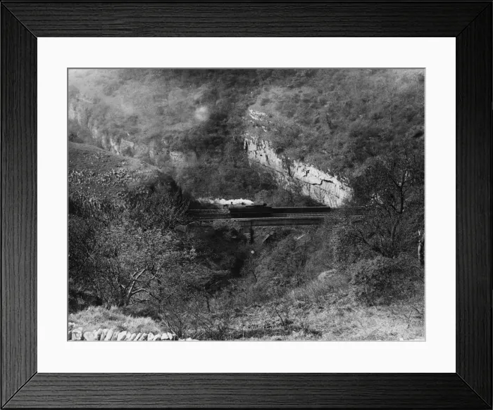 Framed Print : Peak District Train Framed Print : Peak District Train
