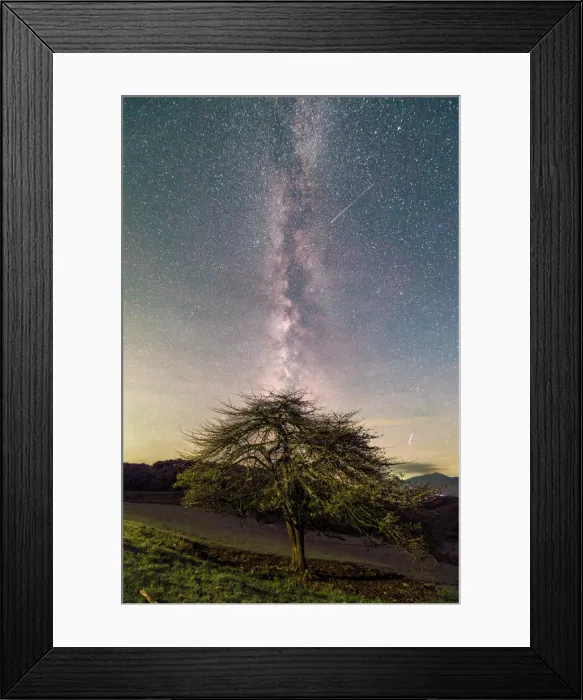 Framed Print : A shooting star Framed Print : A shooting star