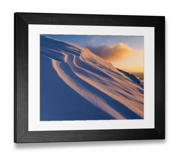 Framed Print : Sunrise light on snowdrifts, high up in the High Peak of Derbyshire