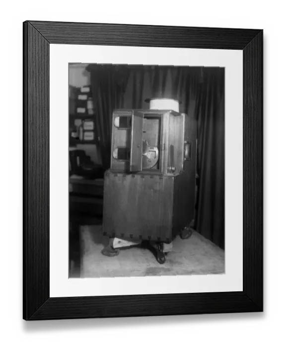 Framed Print : Movie Camera Framed Print : Movie Camera