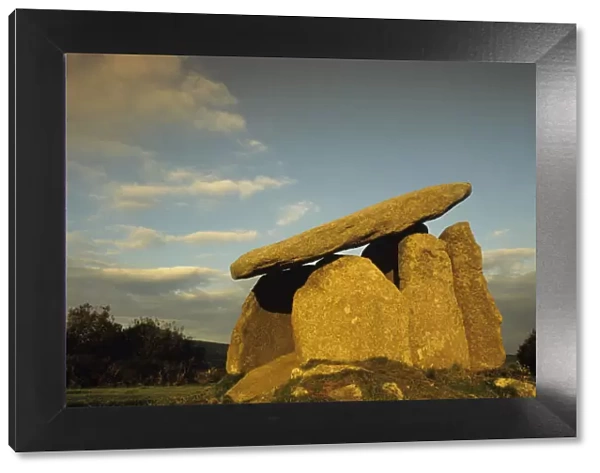 Standing stone, Trethevy Quiot, Bodmin Moor, Cornwall