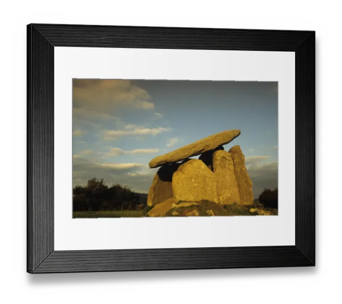 Framed Print : Standing stone, Trethevy Quiot, Bodmin Moor, Cornwall