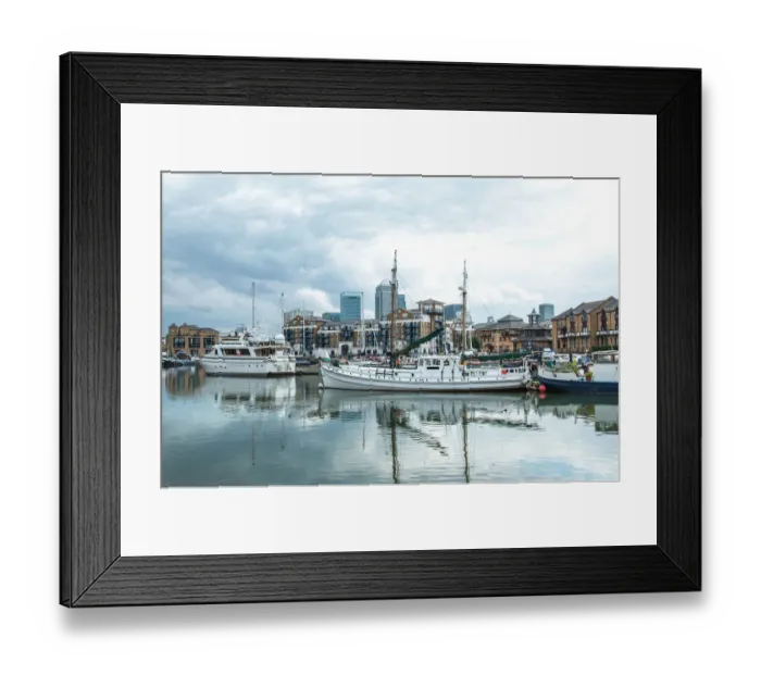 Framed Print : Limehouse Basin Marina, Docklands UK