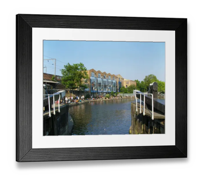 Framed Print : Camden Lock Sluice Gate Framed Print : Camden Lock Sluice Gate