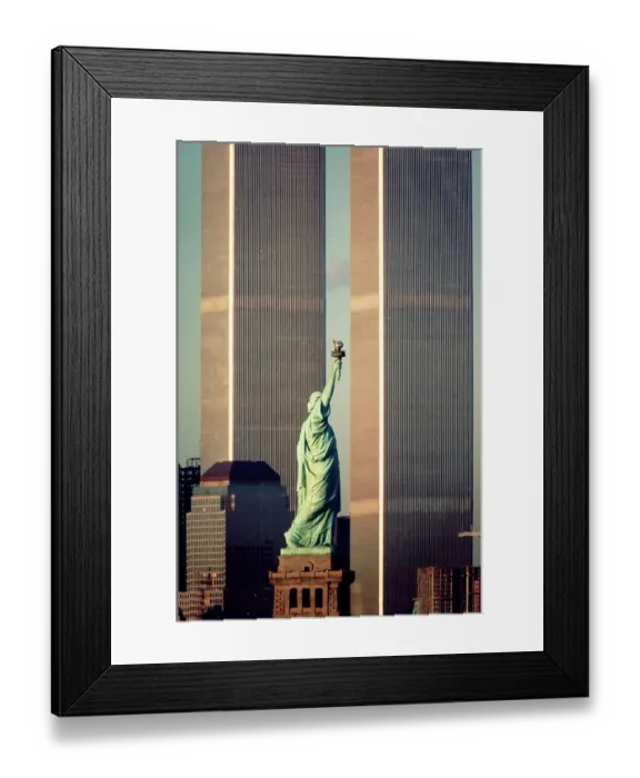 Framed Print : World Trade Center and Statue of Liberty Framed Print : World Trade Center and Statue of Liberty
