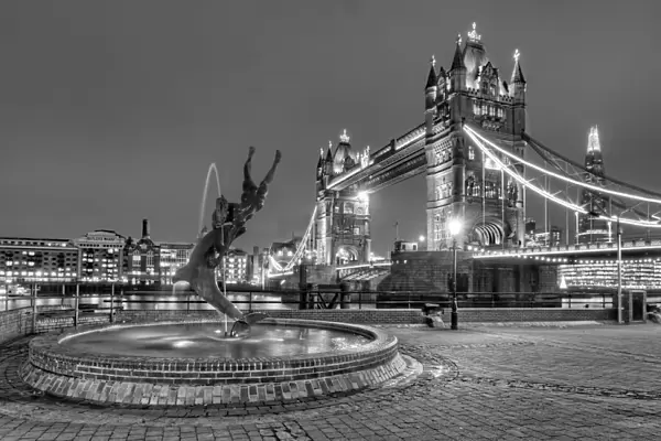 Tower Bridge and Dolphin Statue