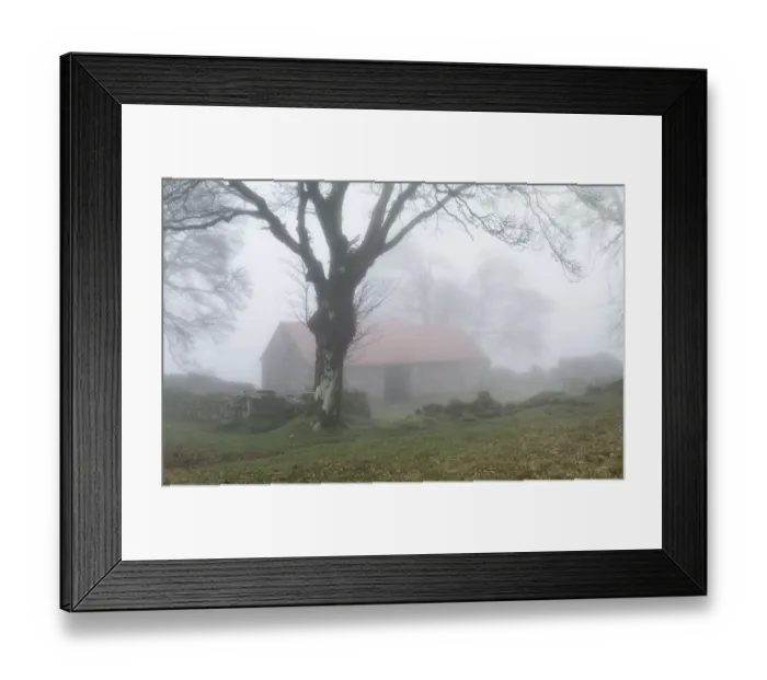 Framed Print : Emsworthy Barn in Dartmoor, Devon, UK Framed Print : Emsworthy Barn in Dartmoor, Devon, UK