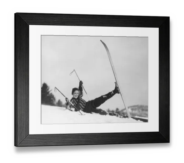 Framed Print : photography, black and white, Posing, Looking at camera, Full length, Lying down Framed Print : photography, black and white, Posing, Looking at camera, Full length, Lying down