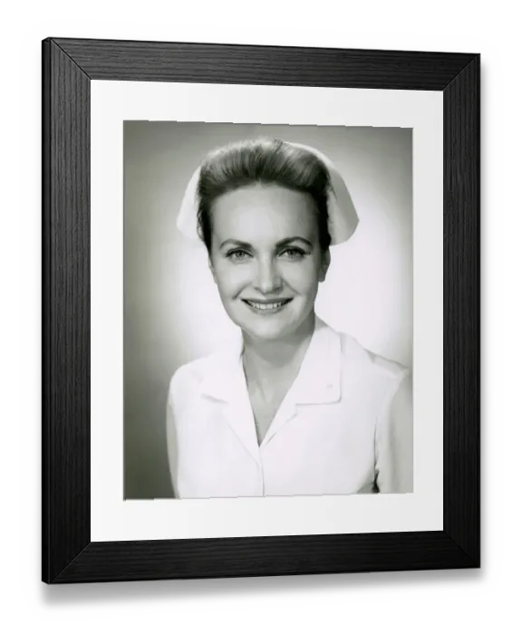 Framed Print : Portrait of nurse indoor Framed Print : Portrait of nurse indoor
