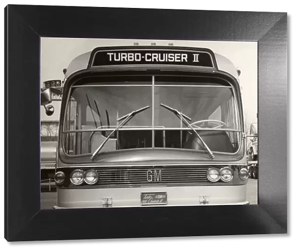 GM Turbo-Cruiser bus