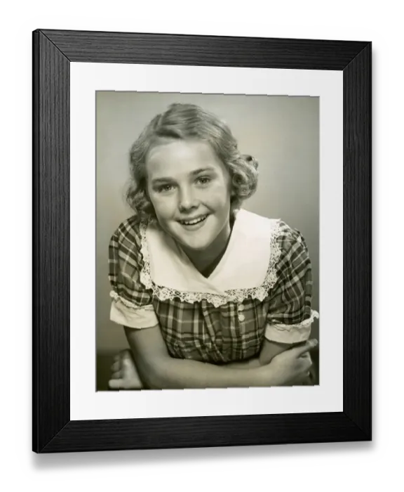 Framed Print : Portrait of teenage girl indoor