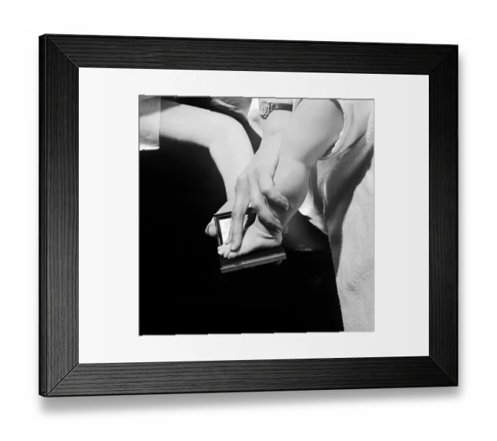 Framed Print : Putting Ink On Foot