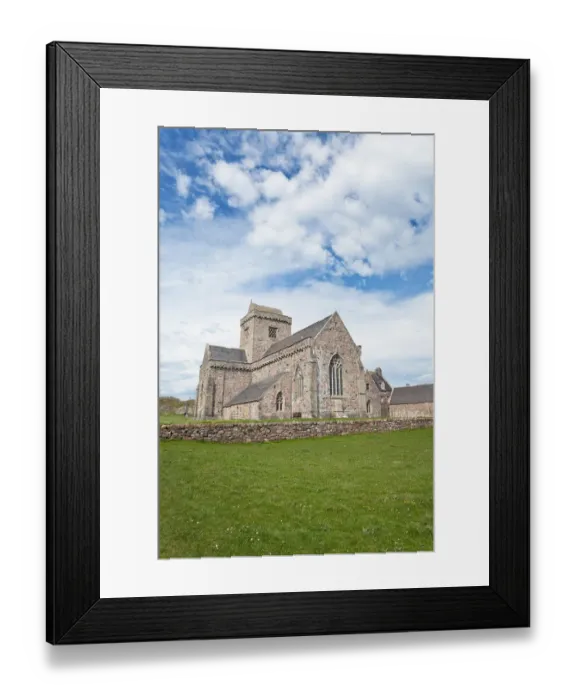 Framed Print : Iona Abbey, Scotland Framed Print : Iona Abbey, Scotland