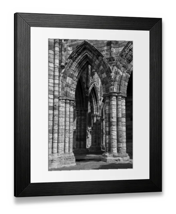 Framed Print : Ruins of Whitby Abbey, North Yorkshire, England Framed Print : Ruins of Whitby Abbey, North Yorkshire, England