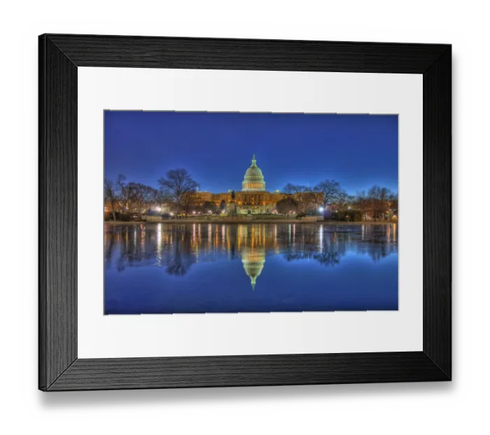 Framed Print : Capitol Building reflecting in lake Framed Print : Capitol Building reflecting in lake