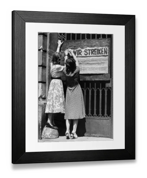 Framed Print : Schoolgirl Strike Framed Print : Schoolgirl Strike