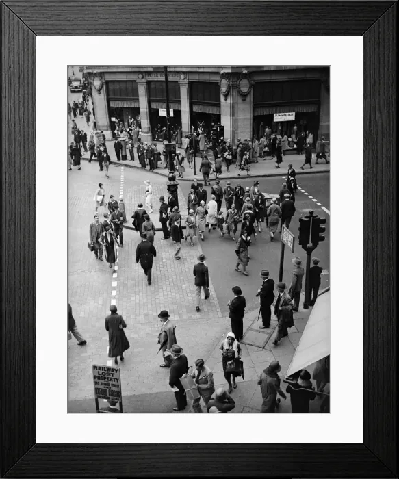 Framed Print : City Crossing