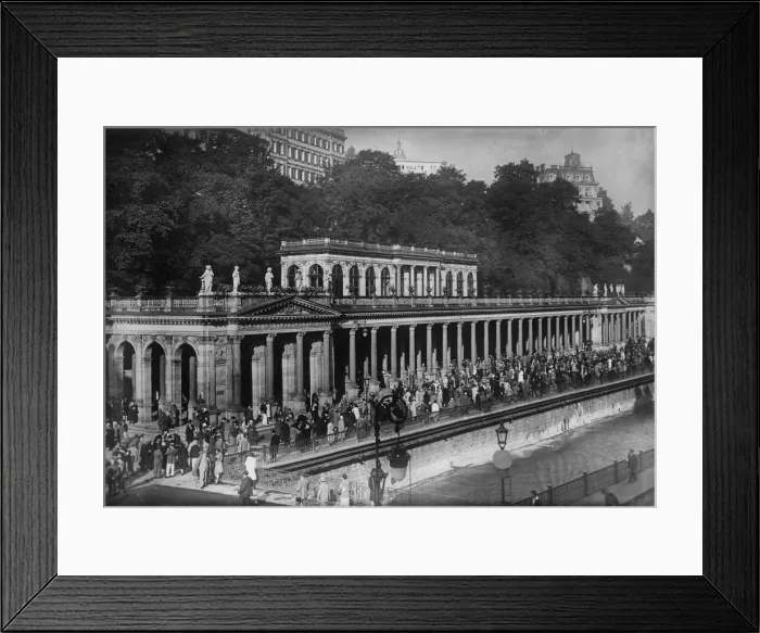 Framed Print : Karlsbad Colonnade Framed Print : Karlsbad Colonnade