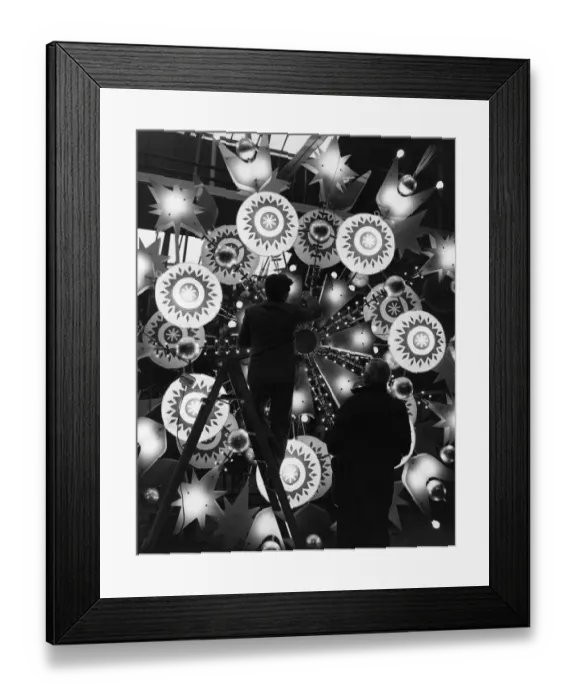 Framed Print : Making Illuminations