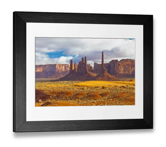 Framed Print : The Totem Pole in Monument Valley Framed Print : The Totem Pole in Monument Valley