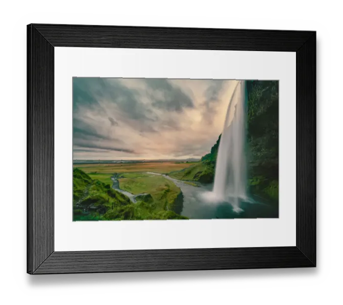 Framed Print : Seljalandsfoss in Southern iceland Framed Print : Seljalandsfoss in Southern iceland