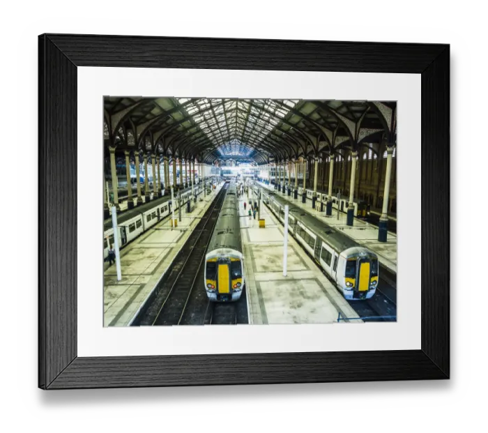 Framed Print : Trains at Liverpool Street Station, London Framed Print : Trains at Liverpool Street Station, London