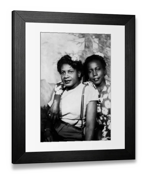 Framed Print : 20-25 years, 25-30 years, 540, adults, affection, african american, african descent Framed Print : 20-25 years, 25-30 years, 540, adults, affection, african american, african descent